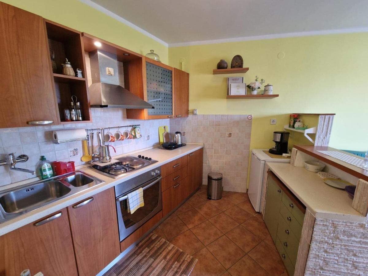 Apartments Rina Ровінь Екстер'єр фото