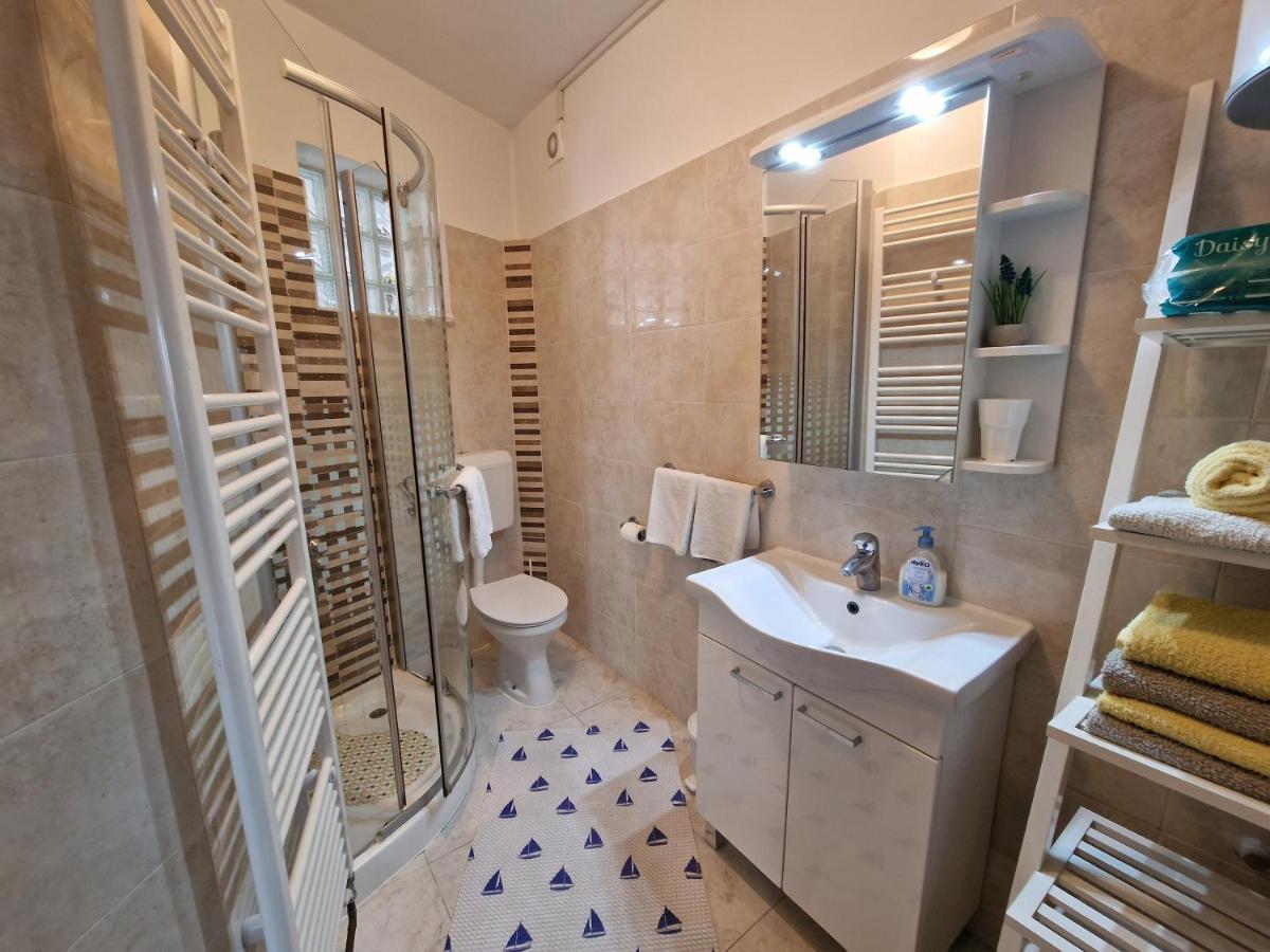 Apartments Rina Ровінь Екстер'єр фото