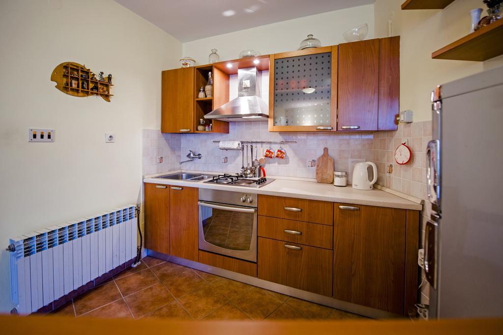 Apartments Rina Ровінь Екстер'єр фото