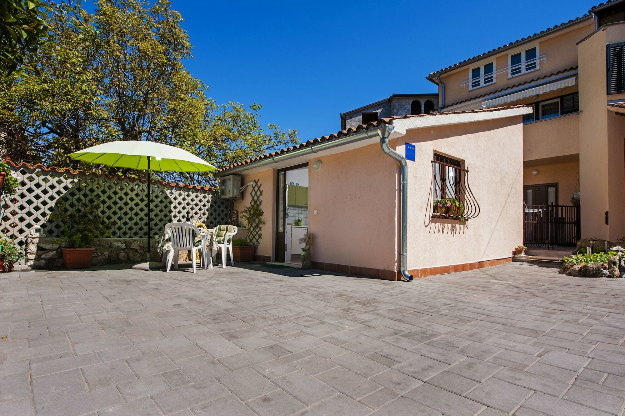 Apartments Rina Ровінь Екстер'єр фото